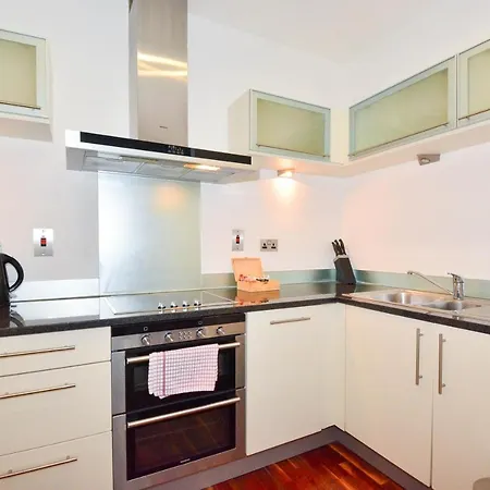 Canary Wharf - Corporate River View Apartments Apartment