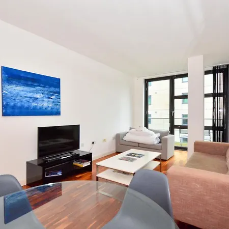 Canary Wharf - Corporate River View Apartments Apartment *