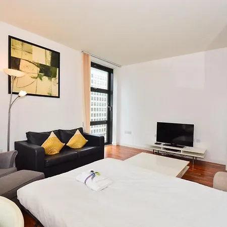 Canary Wharf - Corporate River View Apartments London