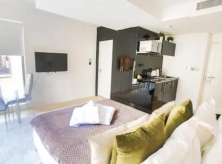Room Home Stay Aparthotel Londra