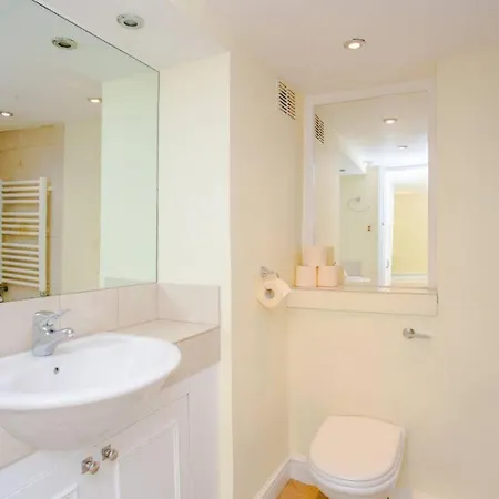 Large Luxury Townhouse In The Centre Of Appartement