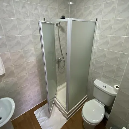 Lampton Pensionat 3*
