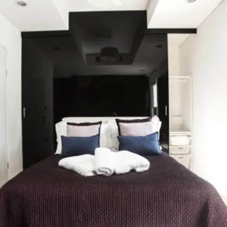 Room Home Stay 4*