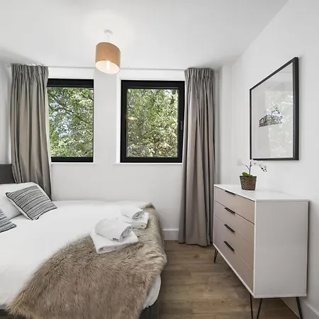 Executive In Bermondsey Free Wifi & Aircon By Aparts