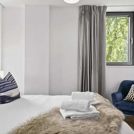 Executive In Bermondsey Free Wifi & Aircon By Aparts Apartment *