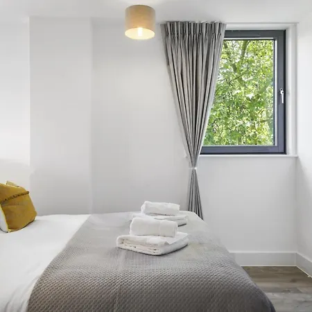 Executive In Bermondsey Free Wifi & Aircon By Aparts * London