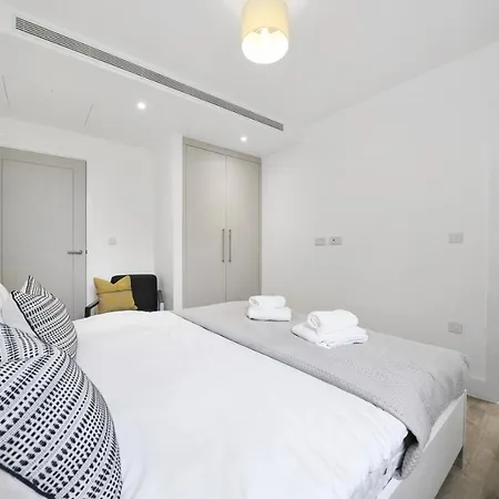 Executive In Bermondsey Free Wifi & Aircon By Aparts