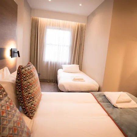 Oxford Hotel