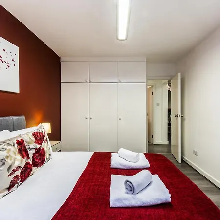 Amazing Flat With Recreational Activities For Large Families!