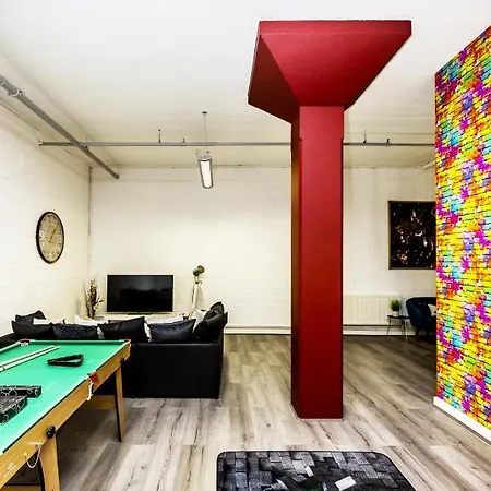Apartment Amazing Flat With Recreational Activities For Large Families! *