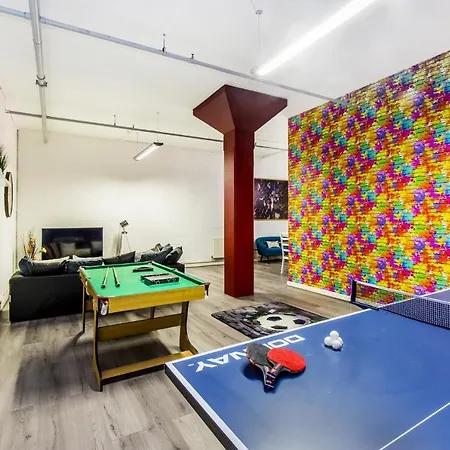 Apartment Amazing Flat With Recreational Activities For Large Families!