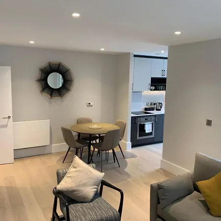 Apartment Heathrow North By Charles Hope