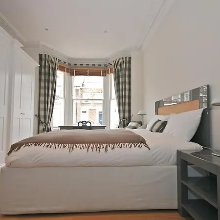 Canguroproperties - Gertrude Street Apartment London