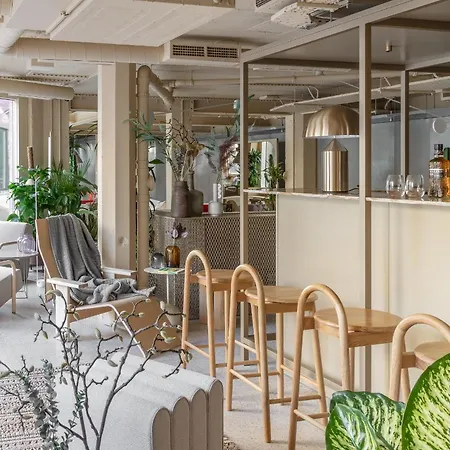 Locke At Broken Wharf London