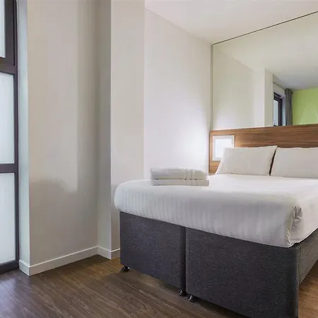 Hotel Point A Kings Cross - St Pancras 3*