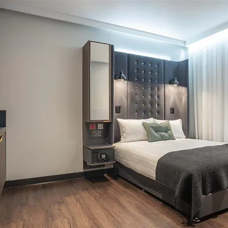 Point A Kensington Olympia 3* Londra