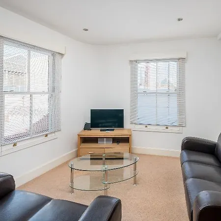 Oyo 127 Lower Marsh