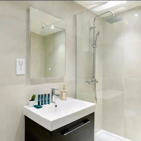 Luxury North Apartment