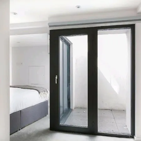 Luxury North