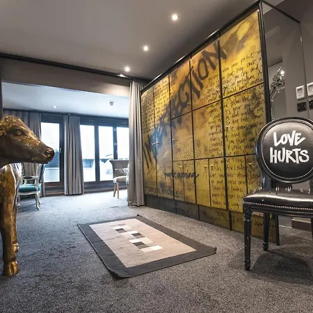 The Exhibitionist Hotel