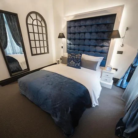 The Exhibitionist Hotel London