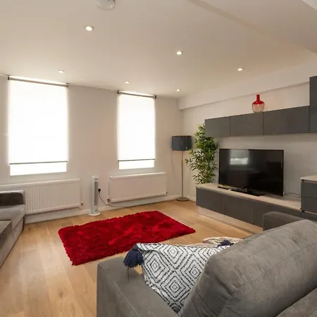 Luxury North * London