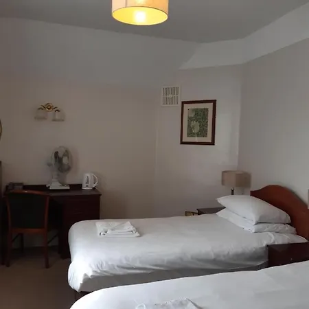 クレセント 3*