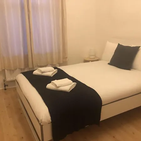 Marble Tooting High Street Bed & Breakfast 3*