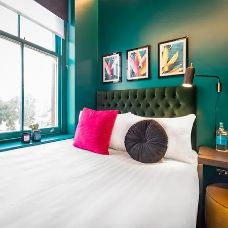 Hux Hotel, Kensington Hotel 4*