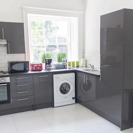 Aparthotel Mansion House With Spacious Close To Excel And Canarywharf