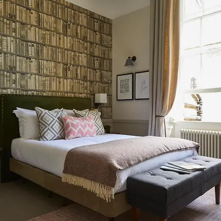 Hotel Lime Tree By Mate 4*