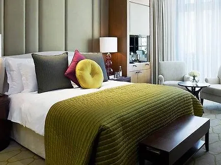 Corinthia Hotel