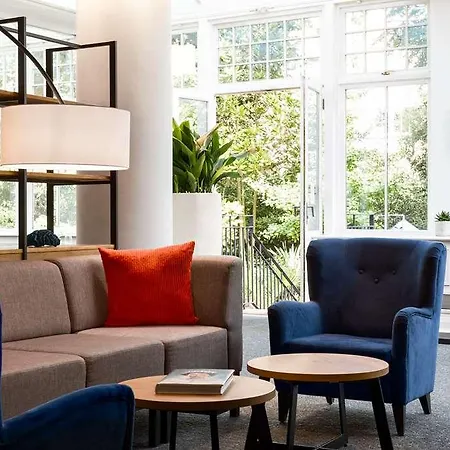 Hotel Nh Kensington 4*