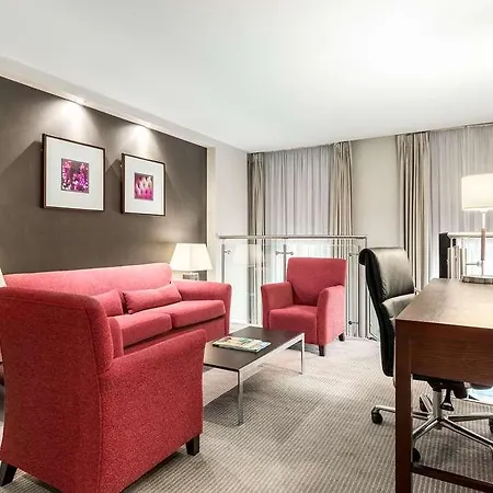 Nh Kensington Hotel 4*