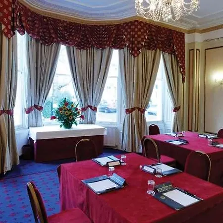 Gem Strathmore Hotel