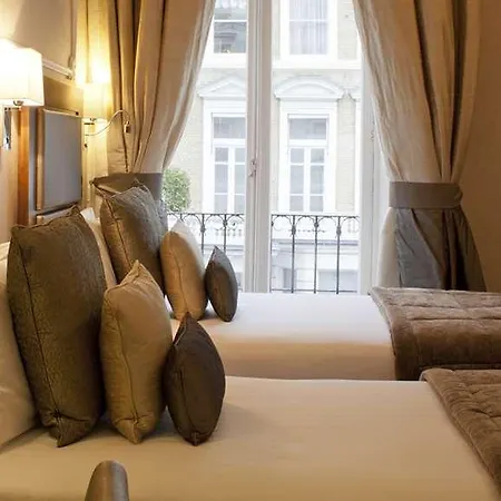 Gem Strathmore Hotel 4*