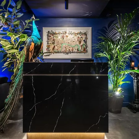 Hux Hotel, Kensington