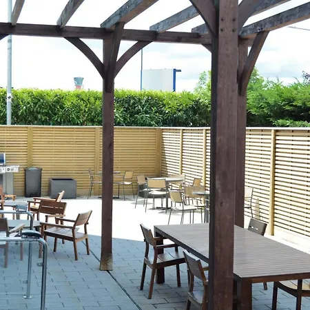 Staybridge London Heathrow - Bath Road, An Ihg Hotel Hillingdon