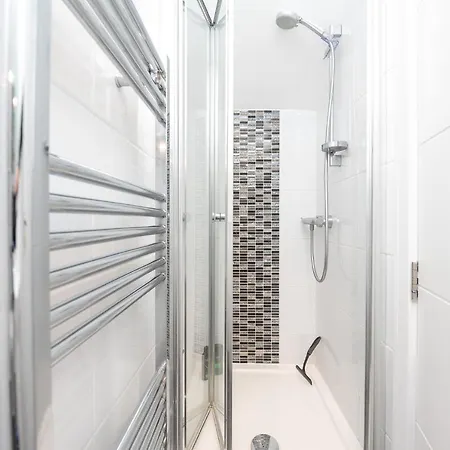 Apartment Beautiful In Gorgeous Location