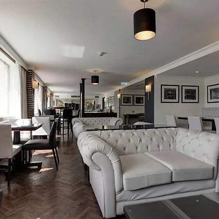 Renaissance London Heathrow