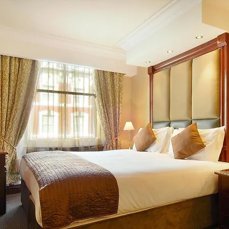 Dreamtel Kensington Hotel 3*