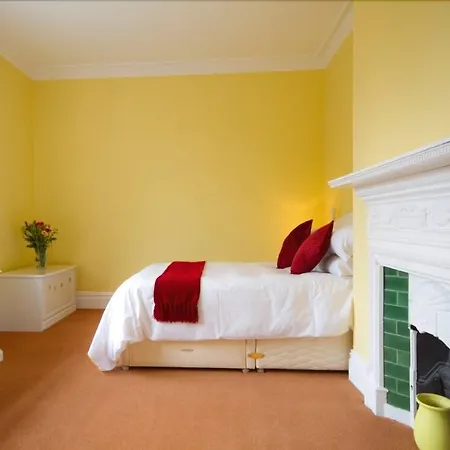 Arlington House Hotel