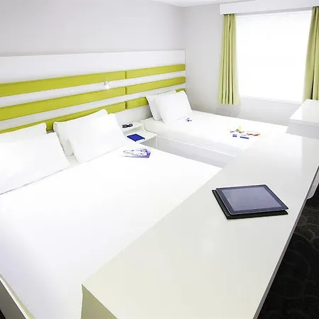 Hotel Ibis Styles London 3*