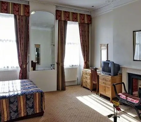 Grange Lancaster 3*