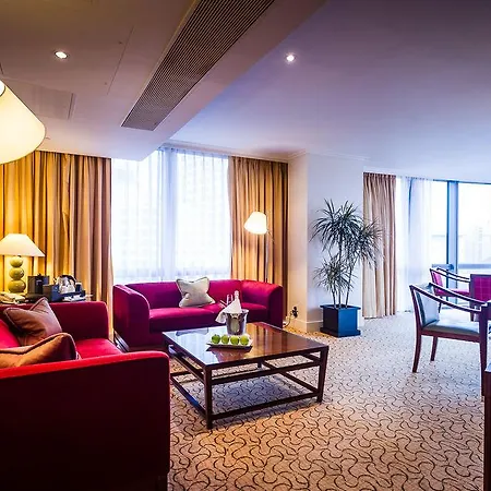 Marriott Canary Wharf 5*