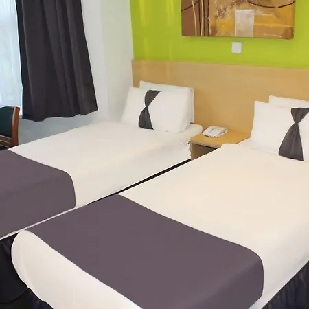 Clapham South Belvedere Hotel 2*