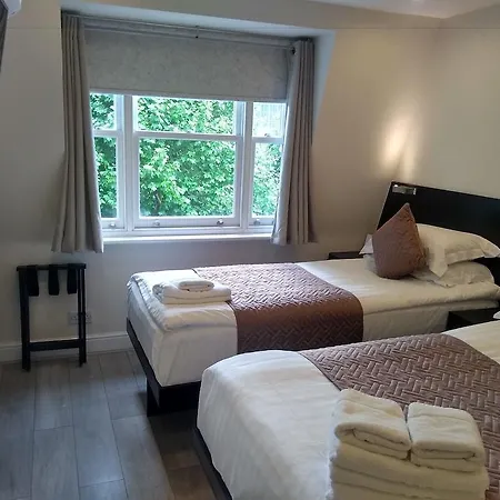Nox Olympia Hotel 4*