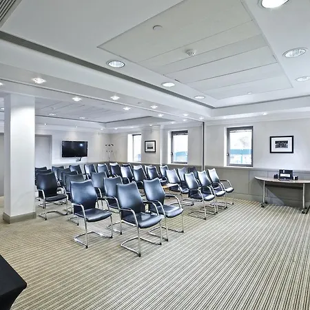 Stamford Bridge Hotel 4*