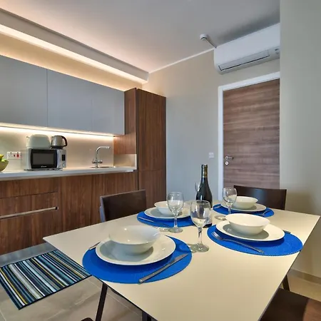 Spinola Park - Duplex Top Floor With Terrace Apartment