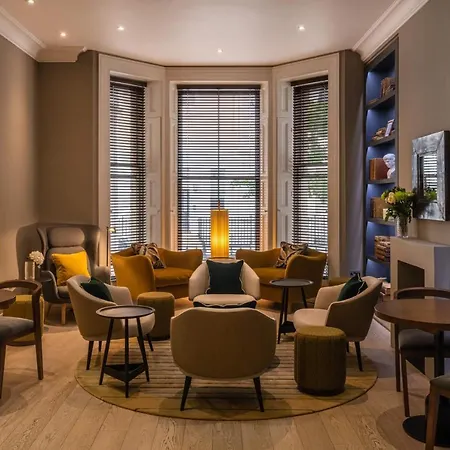 The Resident Kensington 酒店 4*